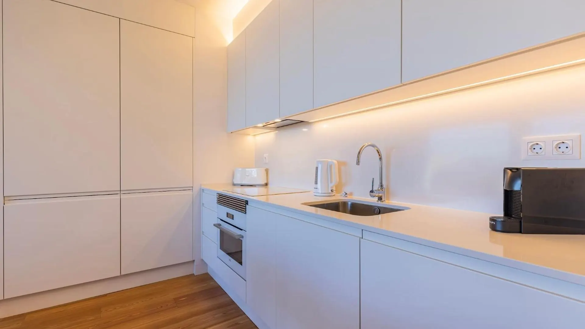 Oasis 28 III By Innkeeper Lisboa Apartmán